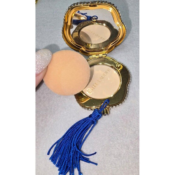 Vintage Estee Lauder Lucidity Blue Flower Compact Tassel - Picture 4 of 4